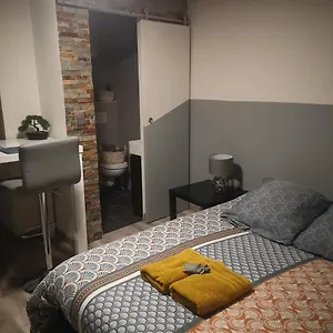 https://studio-hypercentre-courteissade.aixenprovencehotels.org