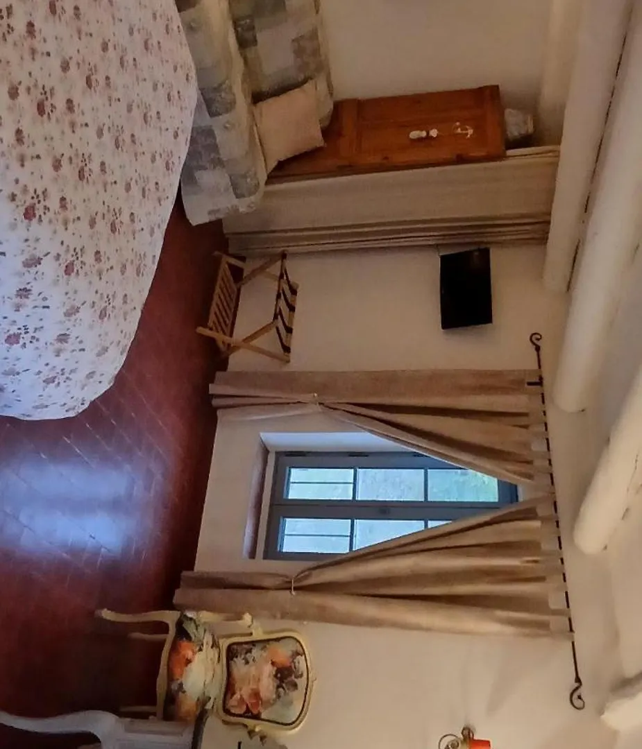 نييون Le Ptit Cottage